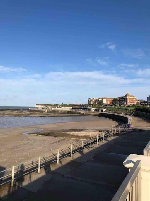 Trendy 3 Bedroom Home Close To Margate Beaches Bars Resturants 2 Night Min Stay Westgate-on-Sea Bagian luar foto